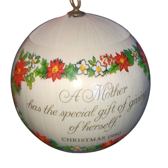 Vintage 1980 Hallmark Keepsake Unbreakable satin mother Satin Ball Ornament - Picture 6 of 7